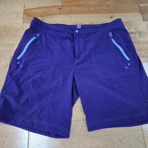 Title Nine shorts